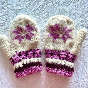 COPY - Pink Ladies Pure wool fleece lined mittens.